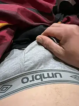 Snapshot of adiluci1 chatting on 03-15-26, 03:13 adiluci1 online show from 03-15-26, 03:13