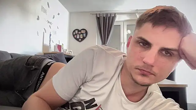 Sweetbooy90 online show from 03-21-26, 11:25