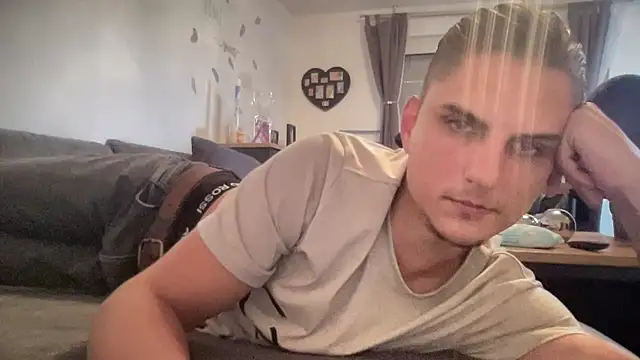 Sweetbooy90 online show from 09-30-25, 07:47