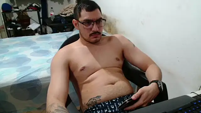 Leonino231 online show from 04-12-26, 06:33