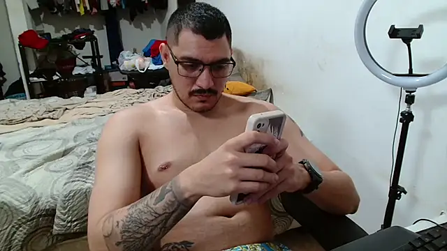 Leonino231 online show from 03-29-26, 06:09