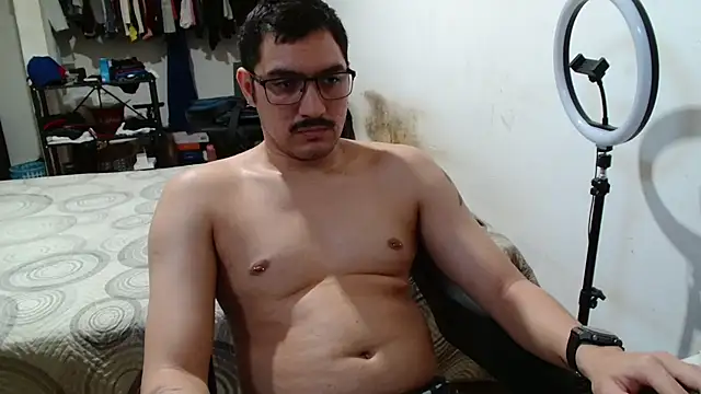 Leonino231 online show from 03-24-26, 04:29