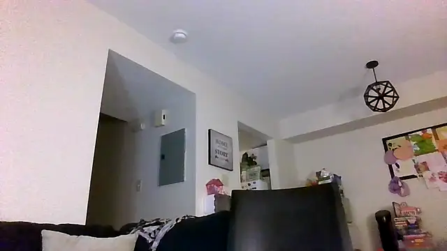 thedevinemama online show from 05-04-26, 01:31