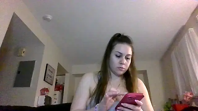 Snapshot of thedevinemama chatting on 02-28-26, 04:12 thedevinemama online show from 02-28-26, 04:12