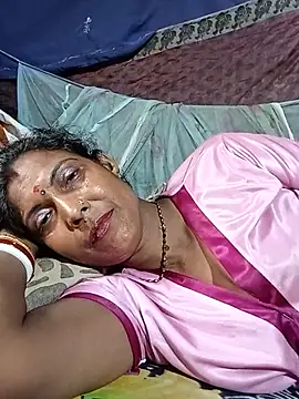 Snapshot of Savita992 chatting on 07-16-26, 08:00 Savita992 online show from 07-16-26, 08:00