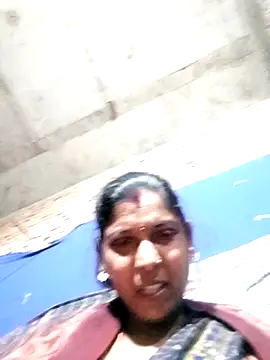 Savita992 online show from 12-17-25, 09:31