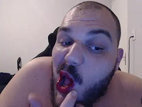 Brsecretbear online show from 09-09-25, 10:30