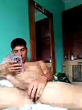 Snapshot of frankitocam4 chatting on 03-09-26, 03:26 frankitocam4 online show from 03-09-26, 03:26