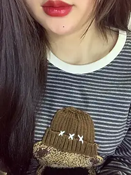 Linhtruong  online show from 01-11-26, 04:30