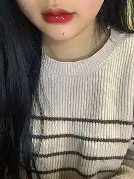 Linhtruong  online show from 02-12-26, 03:39