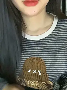 Linhtruong  online show from 03-04-26, 04:20