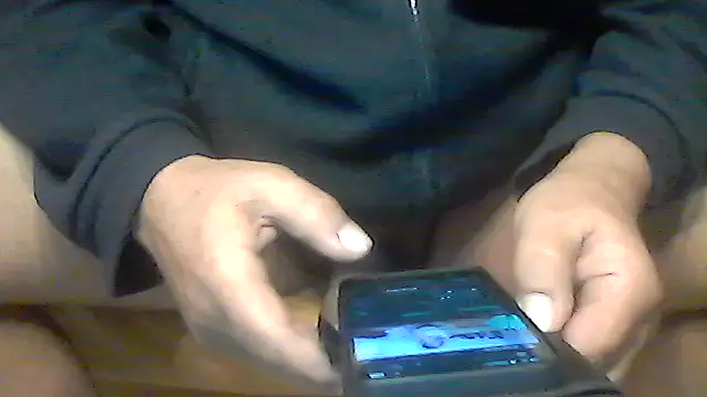 Snapshot of Knabenpenis@xh chatting on 10-25-25, 07:18 Knabenpenisxh online show from 10-25-25, 07:18