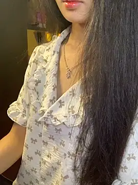 Nhinhi18 online show from 04-18-26, 03:14