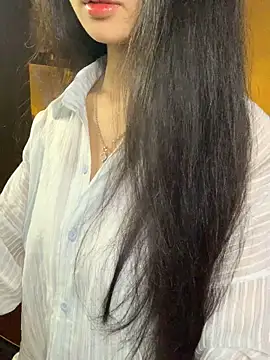 Nhinhi18 online show from 03-14-26, 04:02