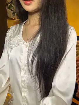 Nhinhi18 online show from 11-23-25, 02:49