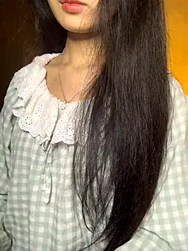 Nhinhi18 online show from 11-30-25, 03:35