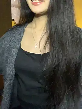 Nhinhi18 online show from 01-15-26, 02:31