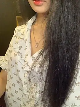 Nhinhi18 online show from 04-04-26, 03:18