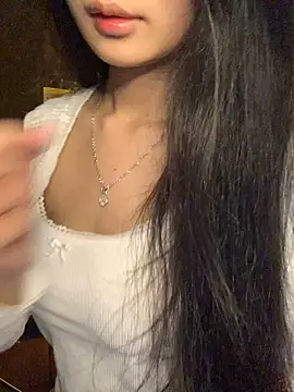 Nhinhi18 online show from 03-27-26, 03:57