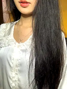 Nhinhi18 online show from 12-22-25, 03:23