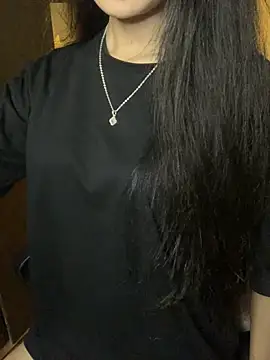 Snapshot of Nhinhi18 chatting on 07-29-26, 03:00 Nhinhi18 online show from 07-29-26, 03:00