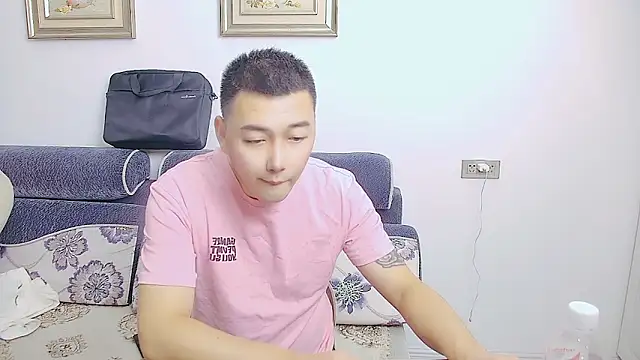 Snapshot of ciaodong chatting on 10-27-25, 06:36 ciaodong online show from 10-27-25, 06:36