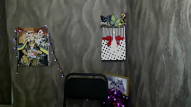 Snapshot of Linda_S_ chatting on 11-04-25, 09:57 Linda S online show from 11-04-25, 09:57