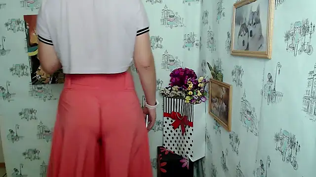 Snapshot of Linda_S_ chatting on 09-09-25, 10:25 Linda S online show from 09-09-25, 10:25