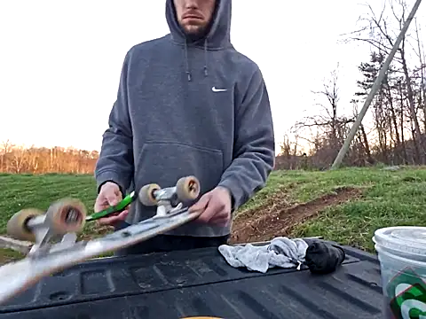 Snapshot of sloppytopkins chatting on 03-19-26, 11:27 sloppytopkins online show from 03-19-26, 11:27