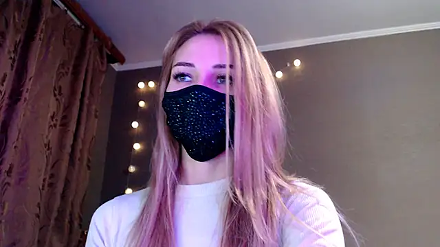 Iris lave online show from 12-17-25, 03:06