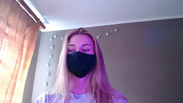 Iris lave online show from 09-25-25, 02:01