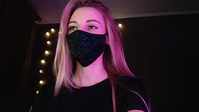 Iris lave online show from 10-26-25, 04:40