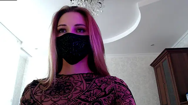 Snapshot of Iris_lave chatting on 06-21-26, 03:07 Iris lave online show from 06-21-26, 03:07