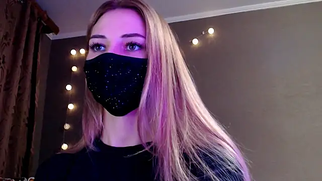 Iris lave online show from 12-18-25, 03:05