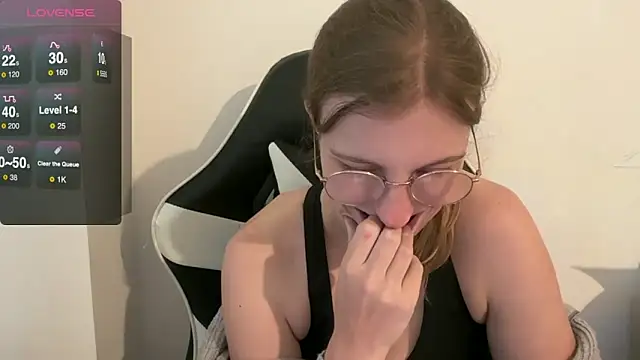 BustyKellyXXX online show from 10-31-25, 11:29