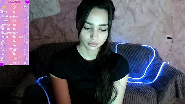 Snapshot of ChocolateKity chatting on 10-08-25, 02:24 ChocolateKity online show from 10-08-25, 02:24