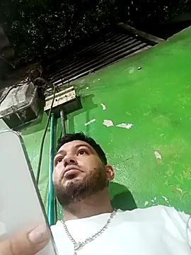 Frank0021 online show from 05-02-26, 03:56