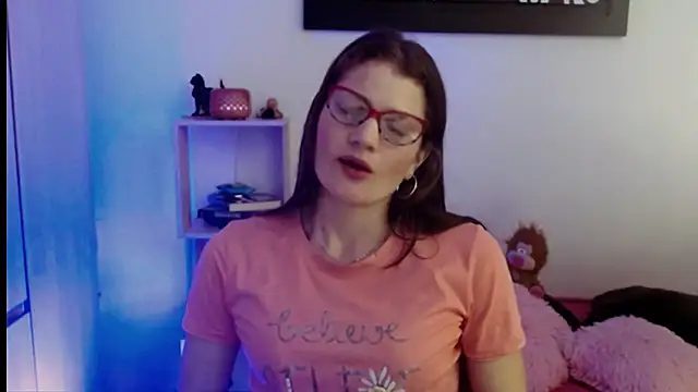 Snapshot of Camila-ventura chatting on 05-25-26, 02:05 Camila-ventura online show from 05-25-26, 02:05