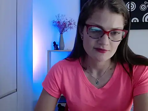 Camila-ventura online show from 10-21-25, 07:13