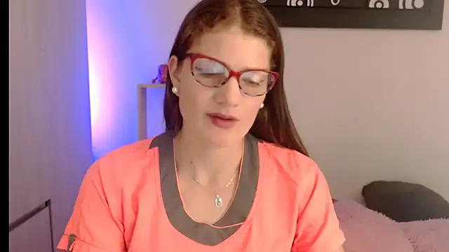 Snapshot of Camila-ventura chatting on 06-07-26, 12:10 Camila-ventura online show from 06-07-26, 12:10