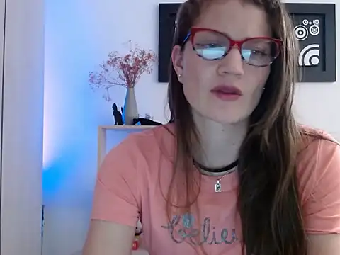 Camila-ventura online show from 11-13-25, 07:07