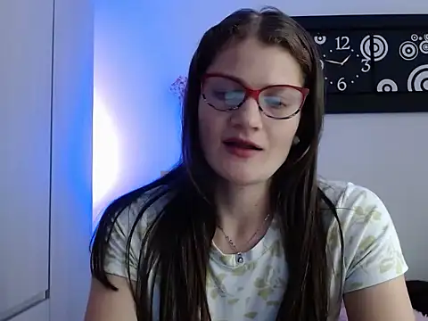 Camila-ventura online show from 09-30-25, 06:47