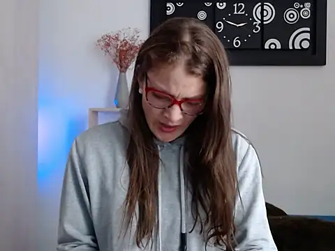 Camila-ventura online show from 10-02-25, 07:50