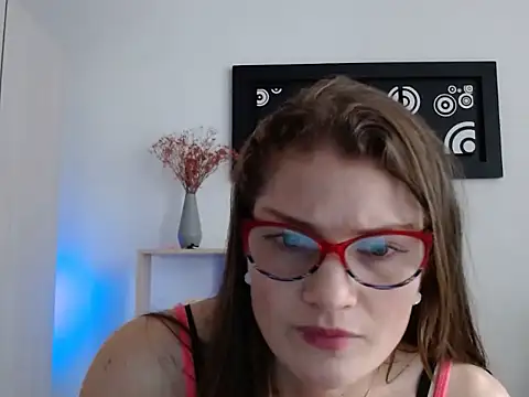 Camila-ventura online show from 10-04-25, 03:13