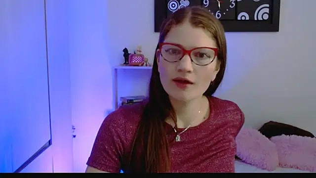 Snapshot of Camila-ventura chatting on 05-09-26, 01:14 Camila-ventura online show from 05-09-26, 01:14