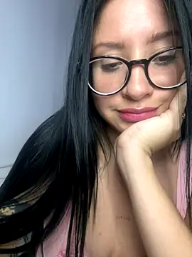 lucy grey25 online show from 11-14-25, 09:18