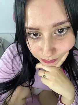 lucy grey25 online show from 03-12-26, 09:19