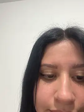 lucy grey25 online show from 11-05-25, 02:25