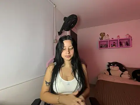 lucy grey25 online show from 05-27-26, 05:42