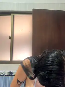 lucy grey25 online show from 11-25-25, 05:46